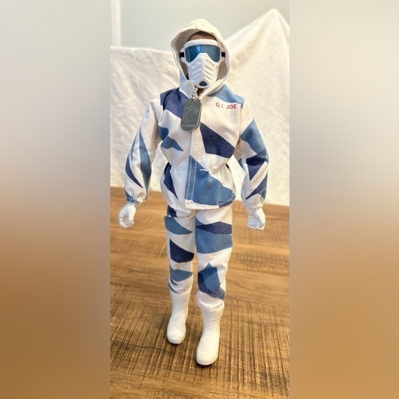 Hasbro Other - Vintage 1996 Hasbro Pawtucket GI Joe in Alpine Assault Artic Camo with ski mask